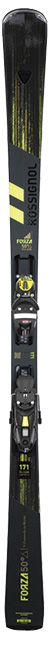 Schwarz-gelber Rossignol Forza 50 Ski mit Bindung, mit auffälligen Streifen und Logo.