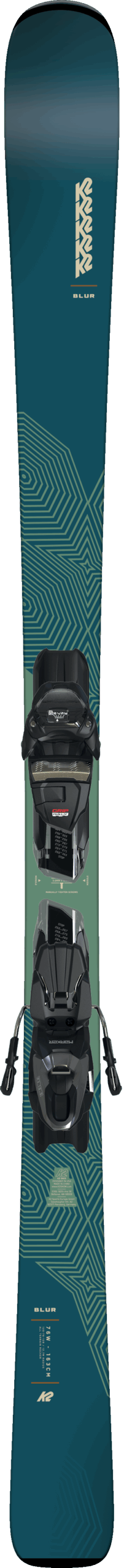 Grünes und blaugrünes Snowboard mit geometrischen Mustern und schwarzen Bindungen.
